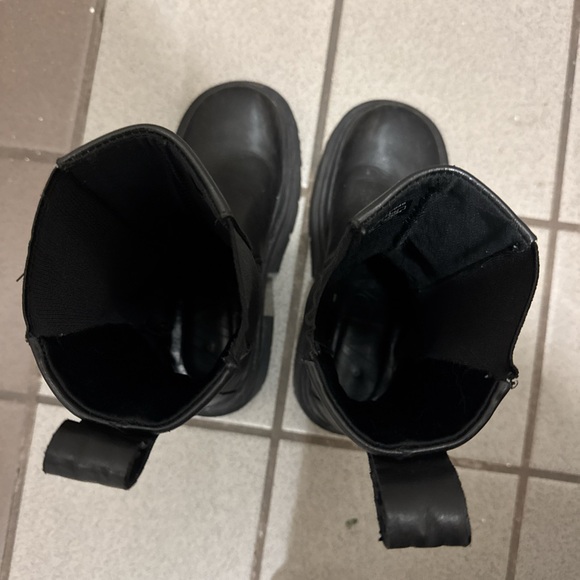 Zara black leather boots - Picture 5 of 7